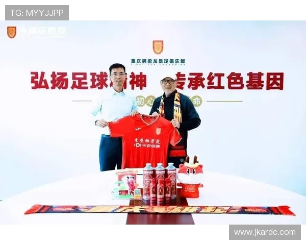 张外龙深夜回归重庆 备战铜梁龙新帅挑战开启 张外龙深夜回归重庆 备战铜梁龙新帅挑战开启