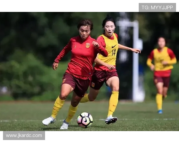 霍悦欣鼓励中国女足新星勇敢拼搏年轻球员应无惧失误敢于突破 霍悦欣鼓励中国女足新星勇敢拼搏年轻球员应无惧失误敢于突破