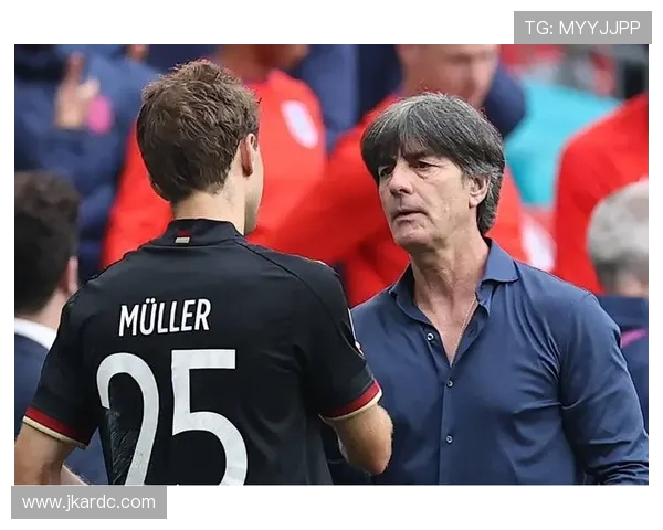 勒夫称基于竞技全面考量纳帅或将重用诺伊尔回归球队核心位置中枢